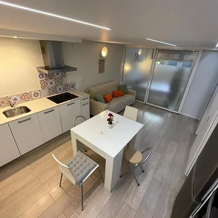 Διαμέρισμα Studio 612 *